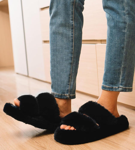 Women'S Fluffy Faux Fur Slippers Comfy Open Toe Two Band Slides with Fleece Lining and Rubber Sole